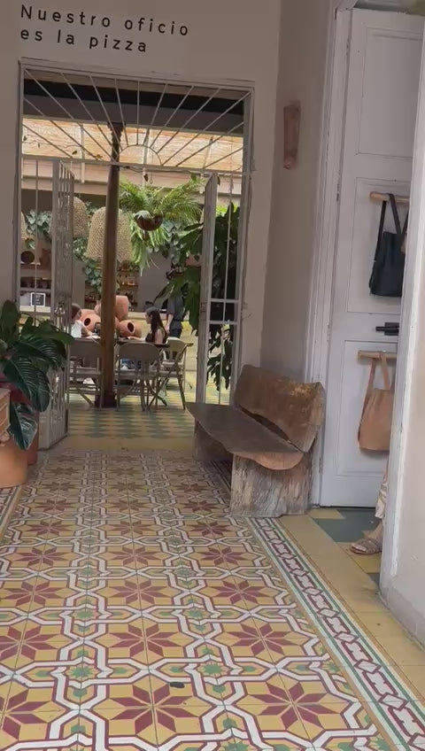 VESTIDO ABRIL HOJAS NEGRO 25